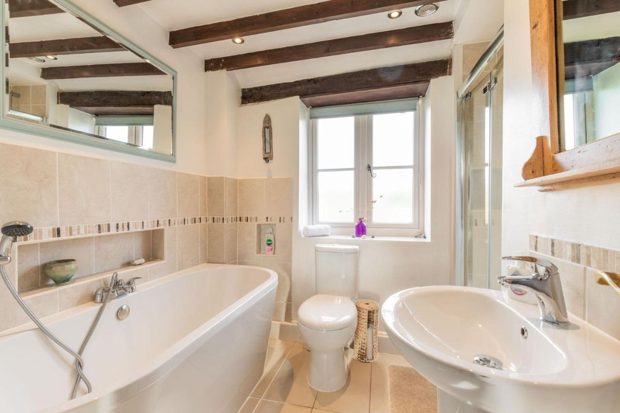 Host & Stay - Woodfalls Barn Burgh and Tuttington Dış mekan fotoğraf