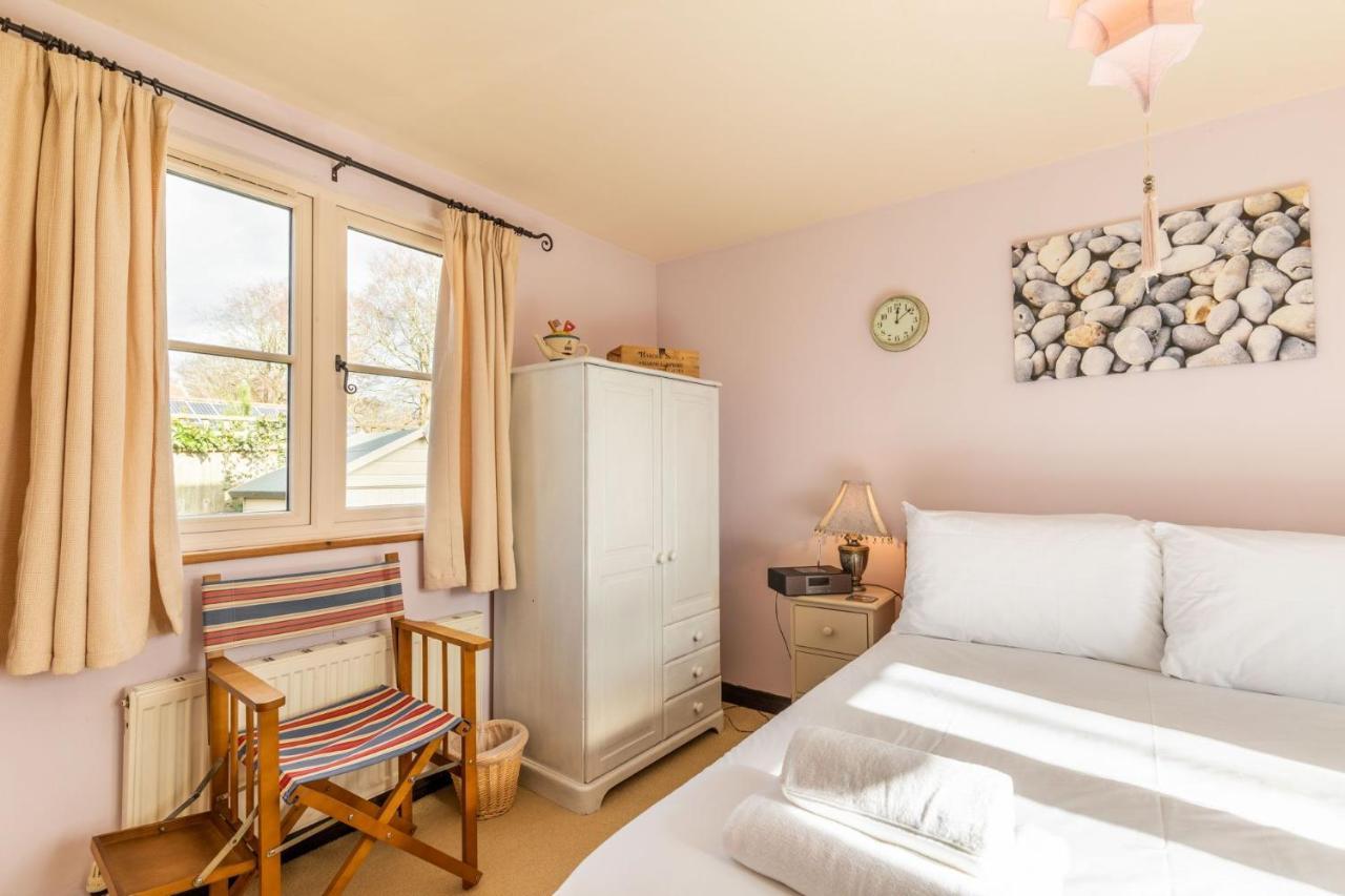 Host & Stay - Woodfalls Barn Burgh and Tuttington Dış mekan fotoğraf