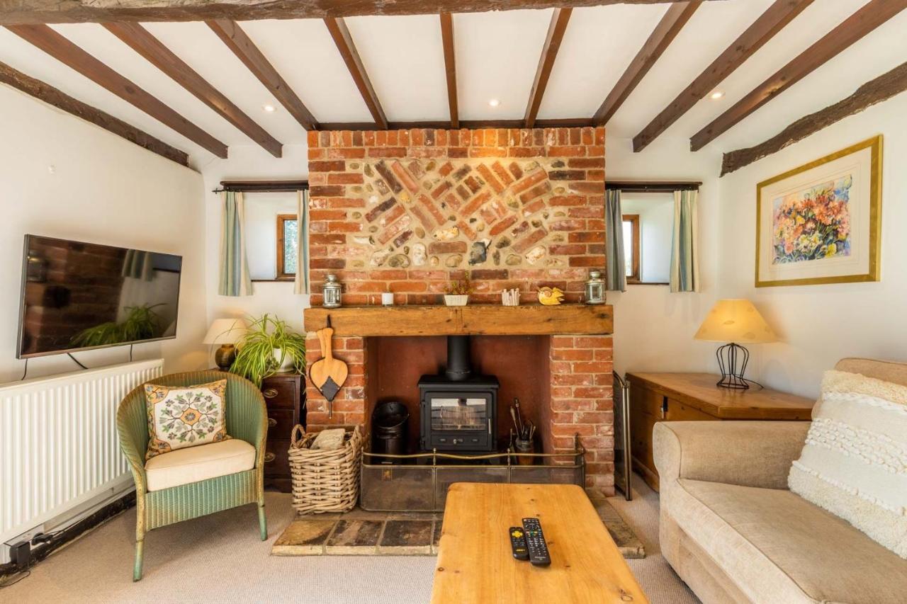 Host & Stay - Woodfalls Barn Burgh and Tuttington Dış mekan fotoğraf