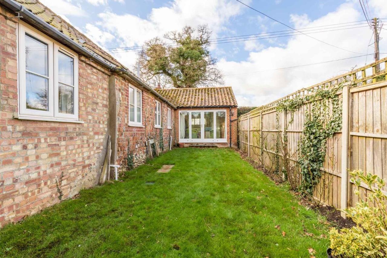 Host & Stay - Woodfalls Barn Burgh and Tuttington Dış mekan fotoğraf